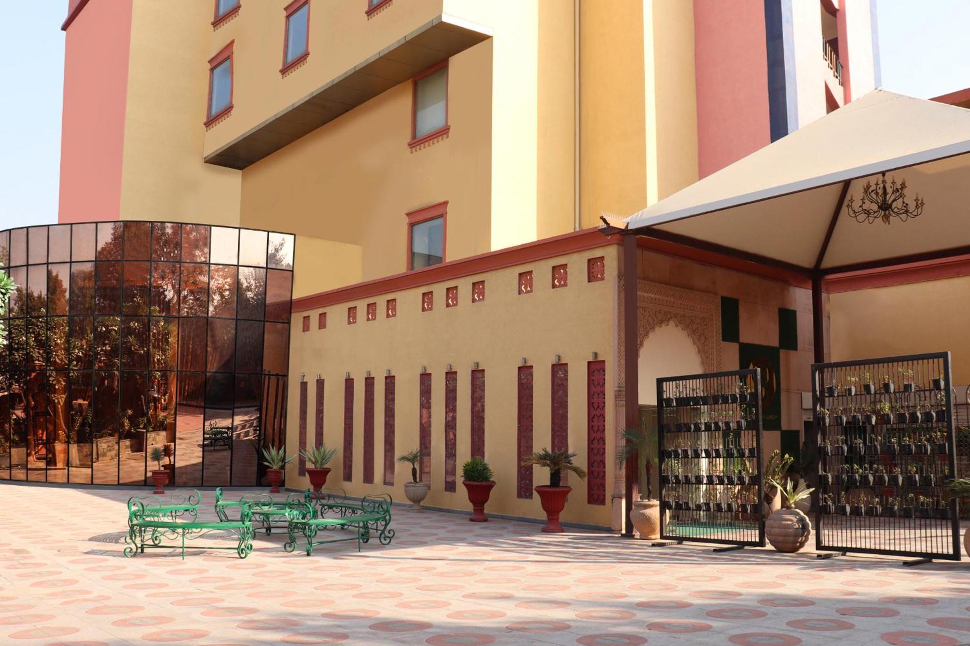 Pink Pearl Hotel Jaipur Exterior photo